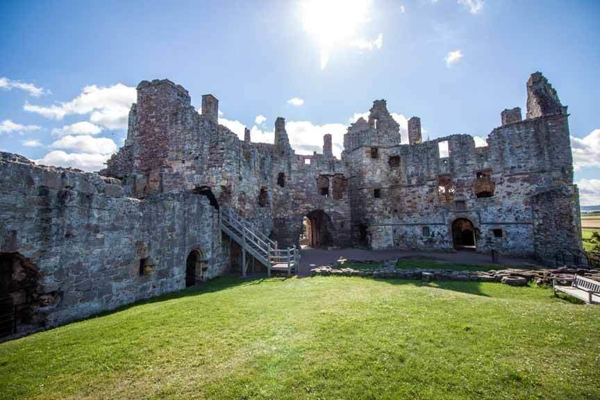 Innenhof von Dirleton Castle