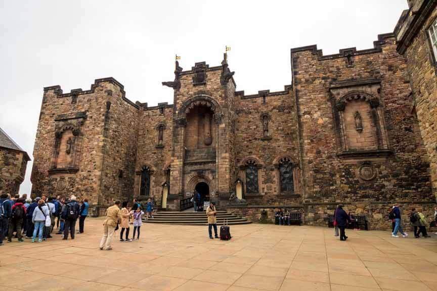 Innenhof von Edinburgh Castle