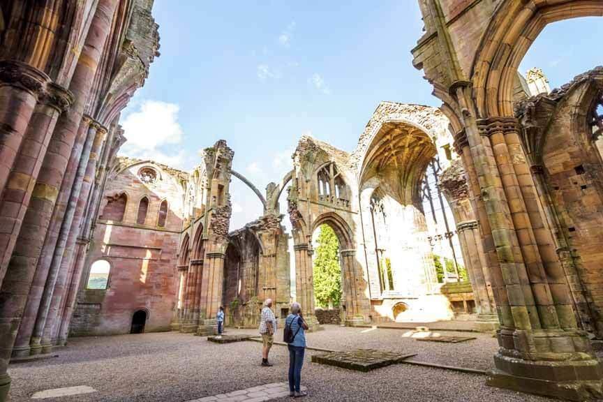 Chorbereich in Melrose Abbey