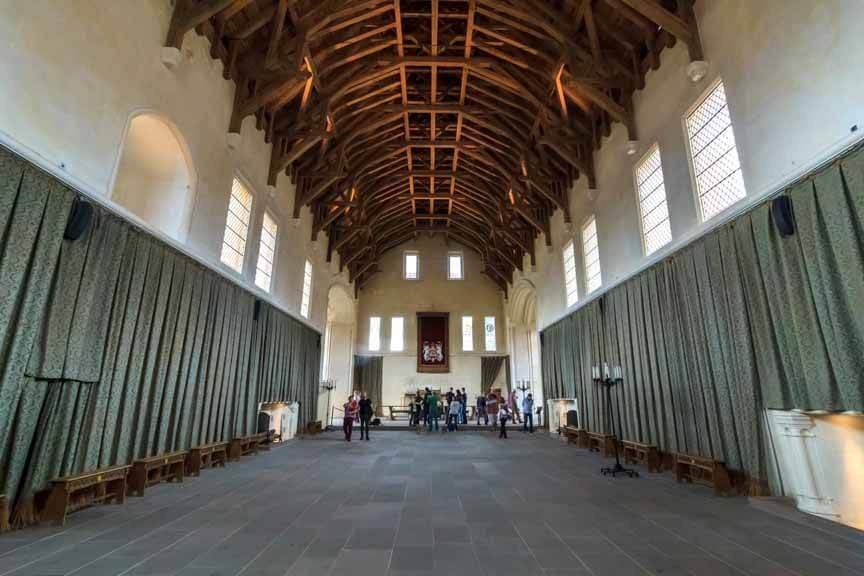 Innenansicht der großen Halle in Stirling Castle