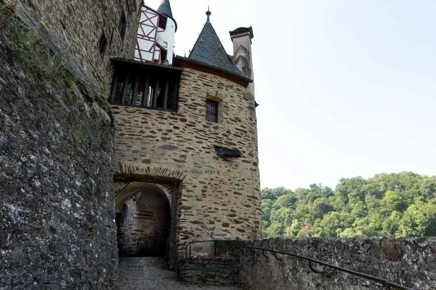 burg-eltz-05