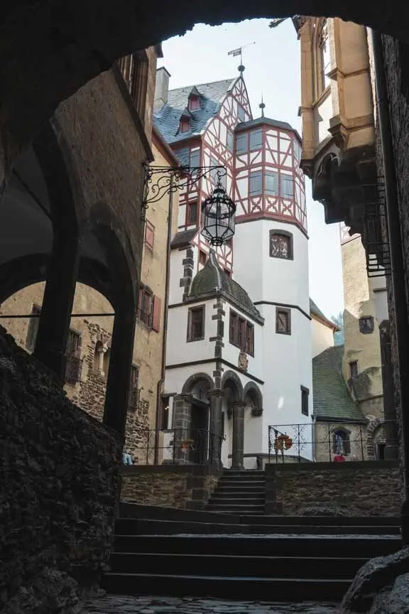 burg-eltz-08